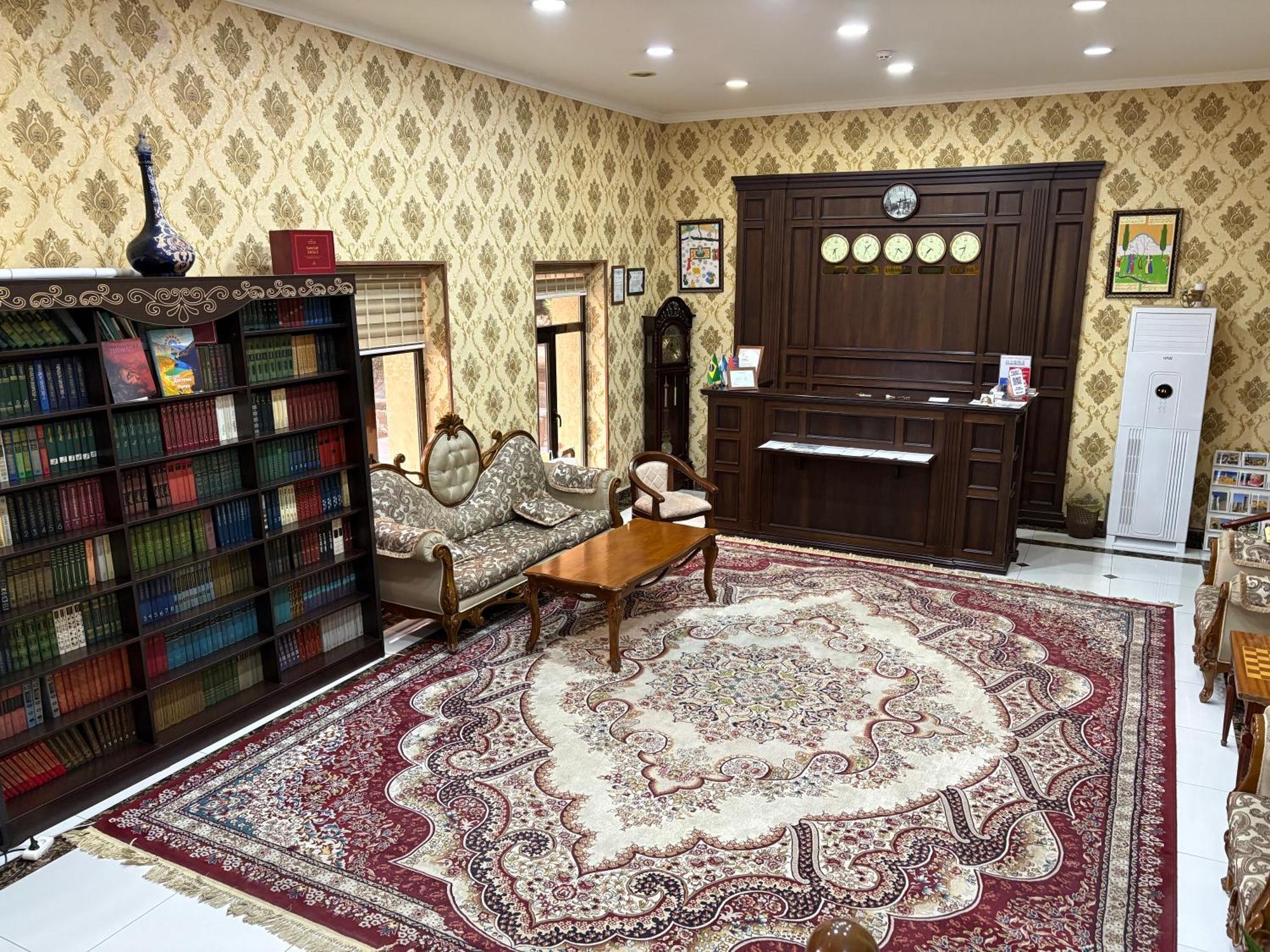 Boulevard Palace Hotel Samarkand Buitenkant foto