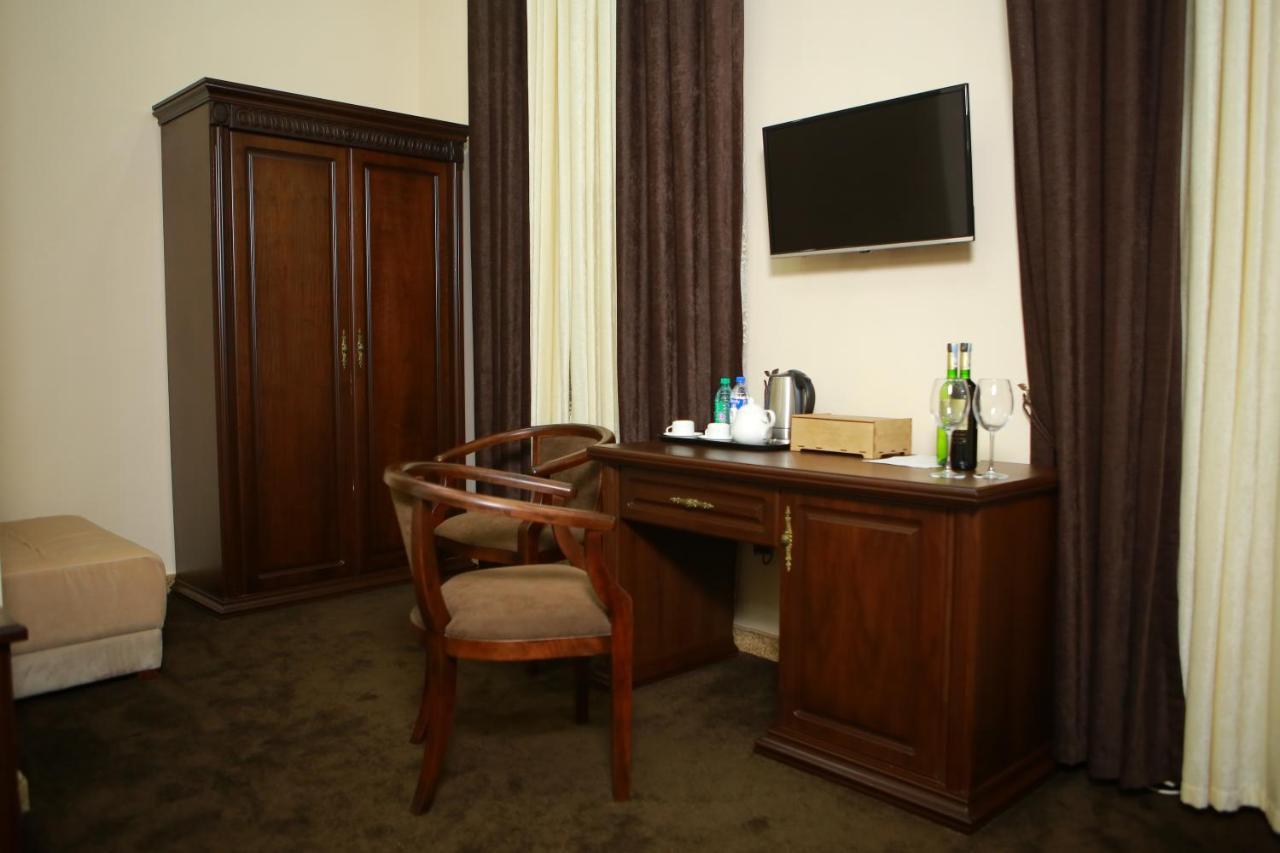 Boulevard Palace Hotel Samarkand Buitenkant foto